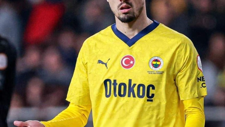 Fenerbahçe taraftarı Krunic'in gidişini kutladı