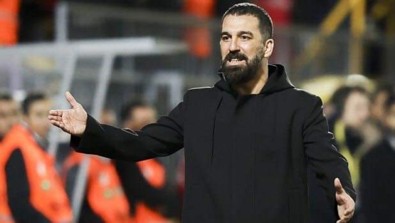Fenerbahçe gözden çıkardı Arda Turan talip oldu