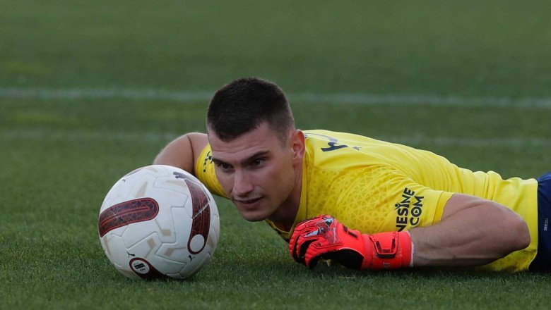 Mourinho'dan Livakovic'e özel toplantı yeni kaleci